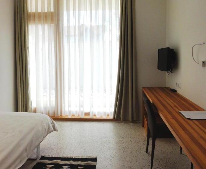 اتاق استاندارد یک نفره, Gracanica