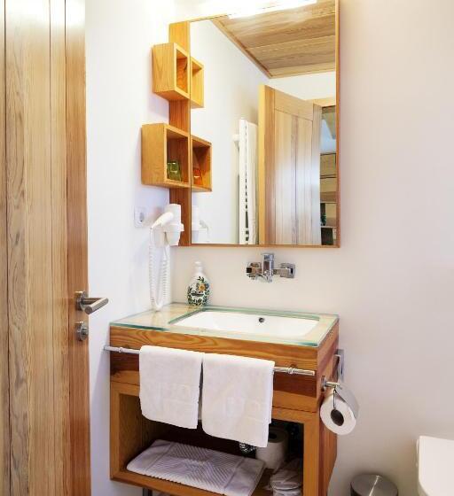 استودیوی سوپریور, Gracanica