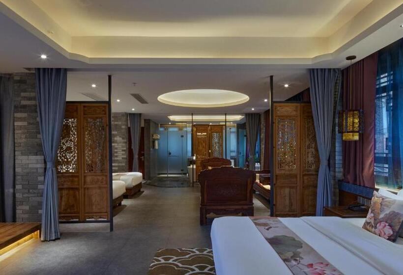 Семейный Номер, Li River Resort