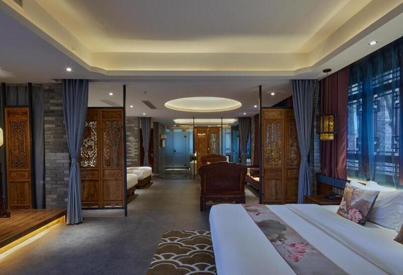 Семейный Номер, Li River Resort