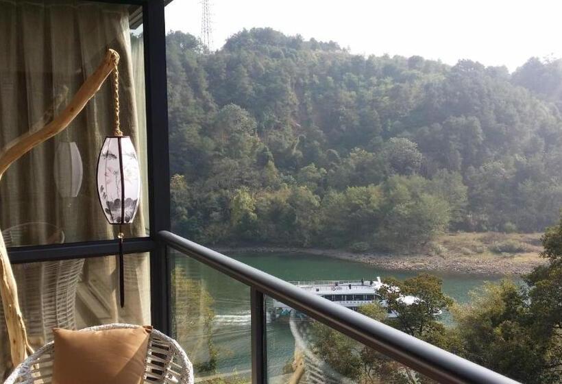 エクゼクティブルーム, Li River Resort