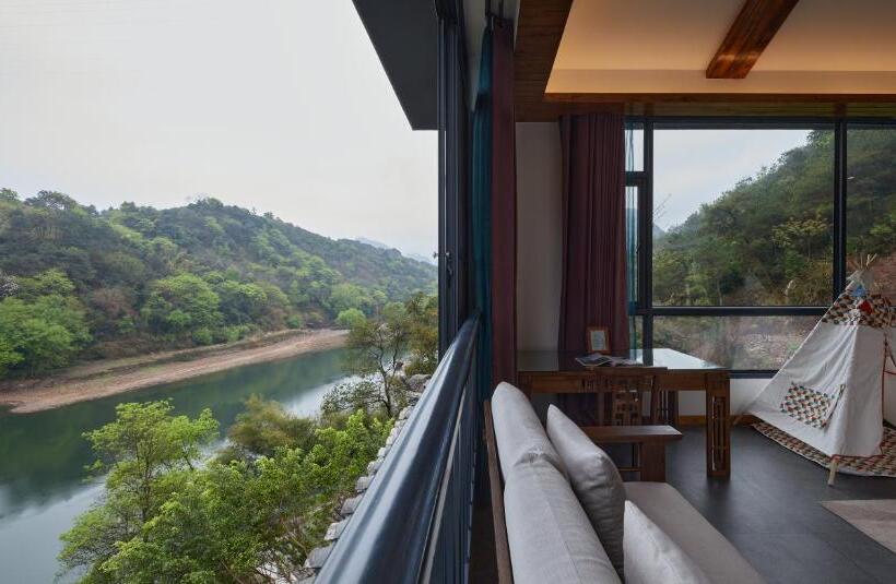 スイート（家族用）, Li River Resort