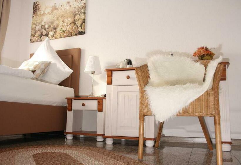 스탠다드 싱글 룸, Vesa