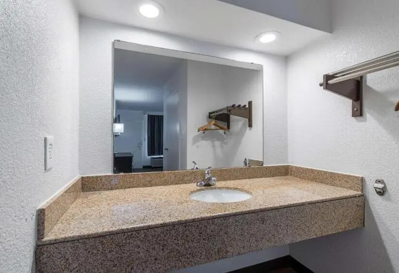 スタンダードルーム, Americas Best Value Inn Hamilton