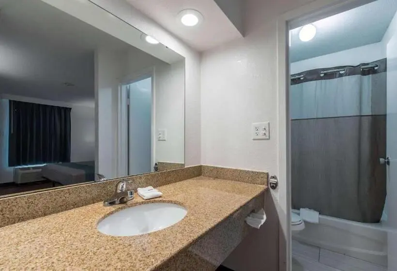 スタンダードルーム, Americas Best Value Inn Hamilton