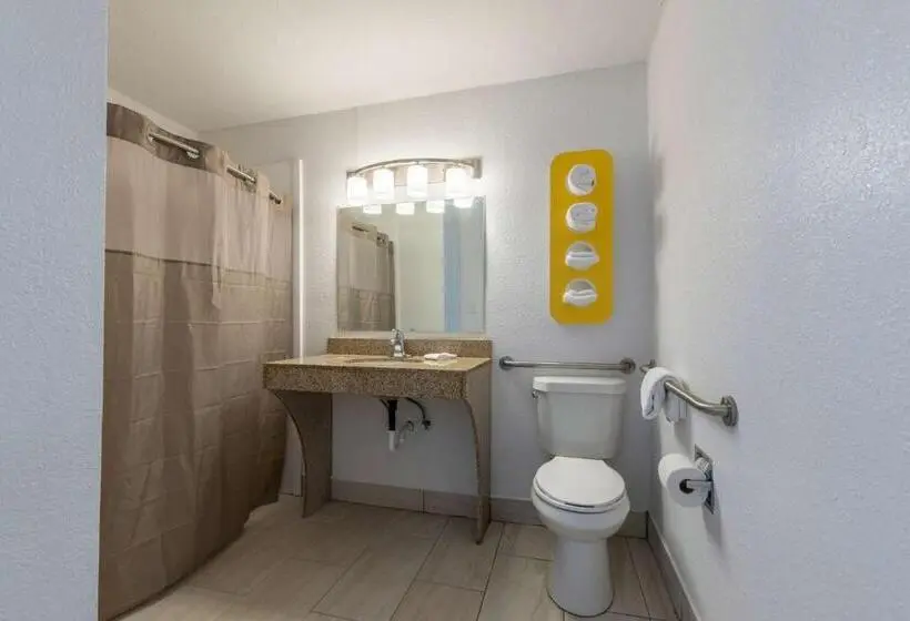 キングサイズベッドのスタンダードルーム, Americas Best Value Inn Hamilton