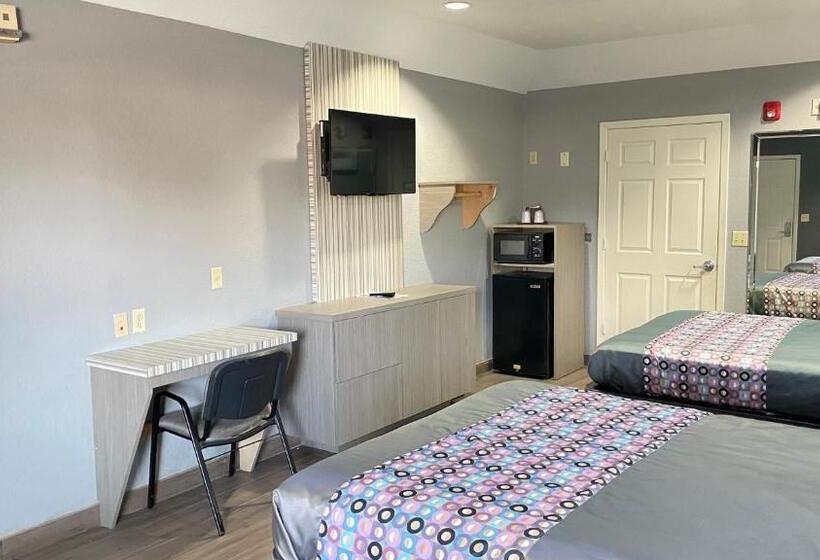 Люкс, Island Suites Hobby Airport