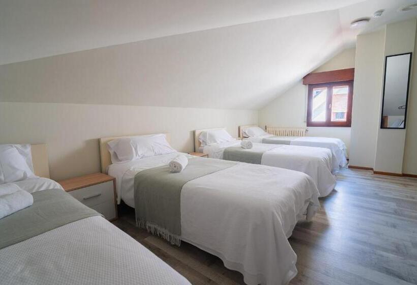 四人标准间, Alojamientos Valdecilla 3000