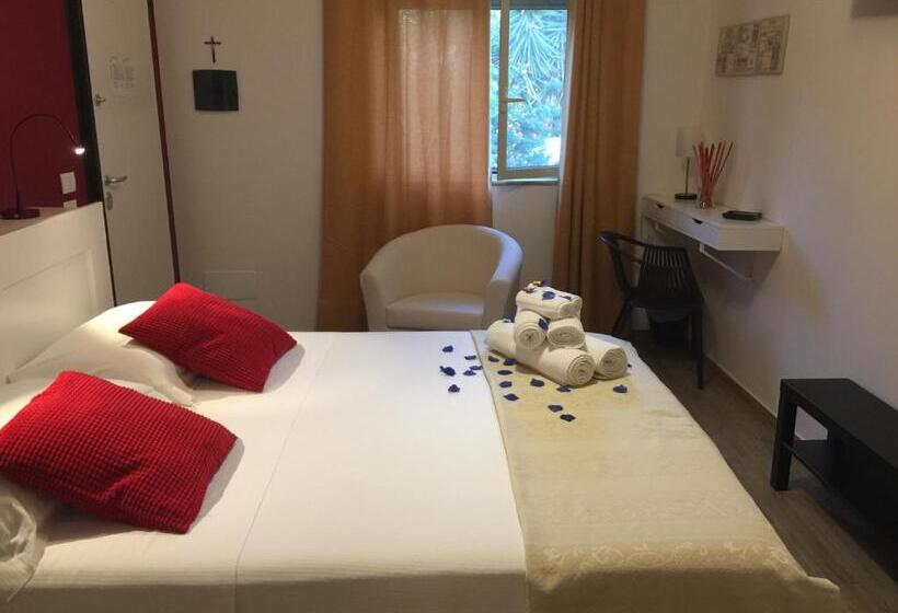 キングサイズベッドのスタンダードルーム, B&b Vista Sul Mare