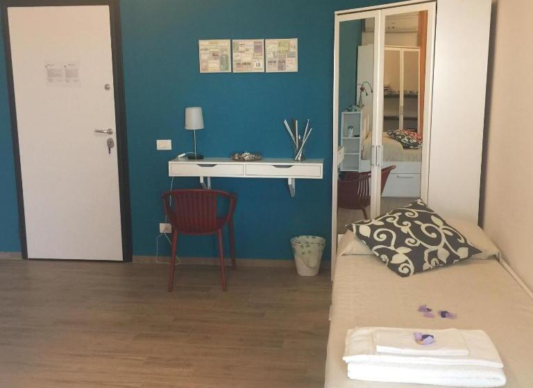 景色の見えるスタンダード４人部屋, B&b Vista Sul Mare