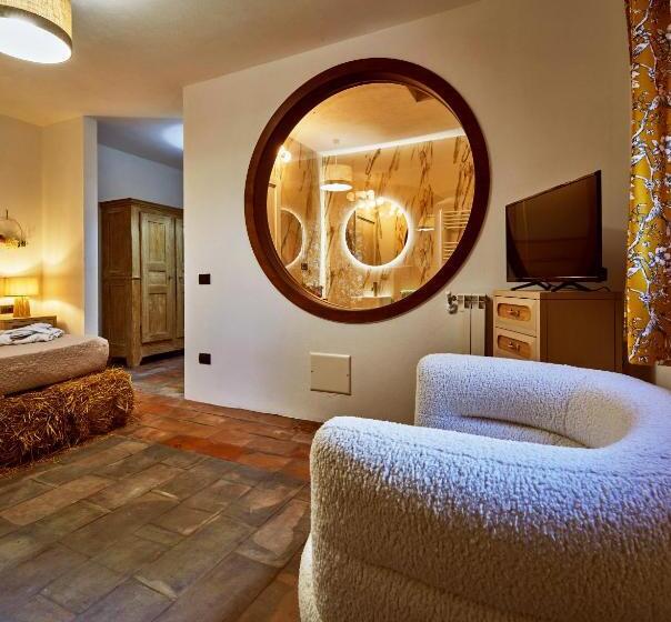 Люкс Повышенной Комфортности, Agriturismo Cascina Mirandola