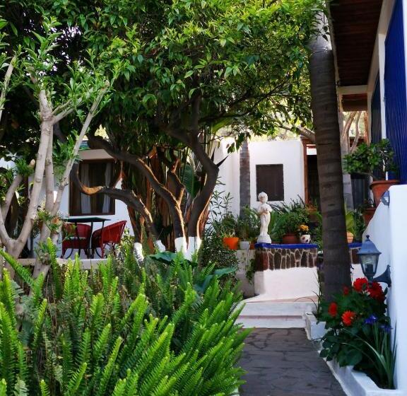 חדר סטנדרט לשלושה עם נוף לגינה, Aquilone Residence