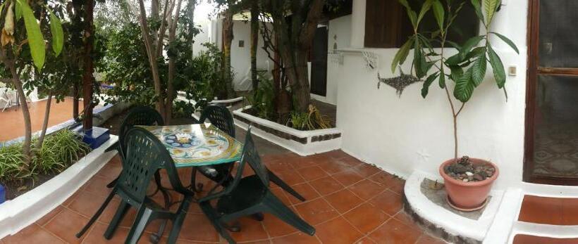 חדר סטנדרט לשלושה עם נוף לגינה, Aquilone Residence