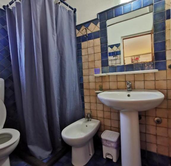 חדר סטנדרט לשלושה עם נוף לגינה, Aquilone Residence