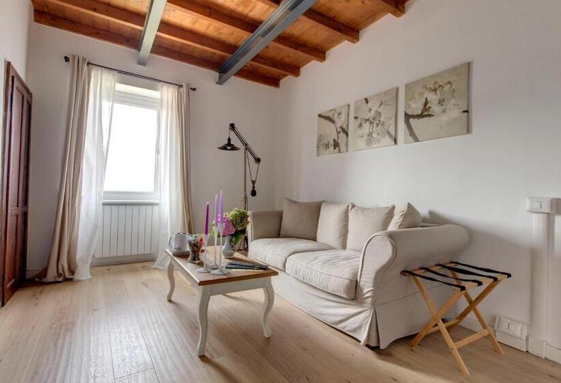 جناح عائلي, Essentia Guest House