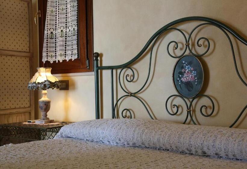 스탠다드 룸 킹사이즈 침대, Masseria Le Terrazze Di Serranova