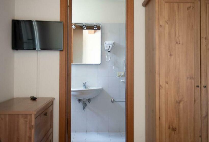 غرفة قياسية, Tenuta Villa Colle Sereno