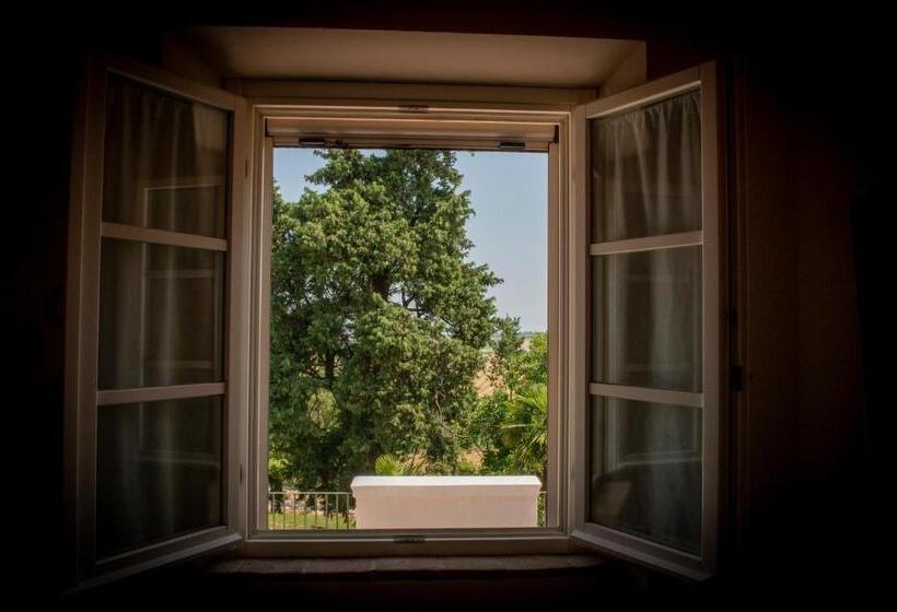 غرفة قياسية ثلاثية, Tenuta Villa Colle Sereno