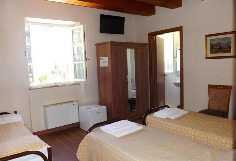 اتاق استاندارد سه نفره, Tenuta Villa Colle Sereno