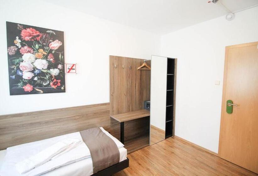 标准单人间, Center Hotel Essen