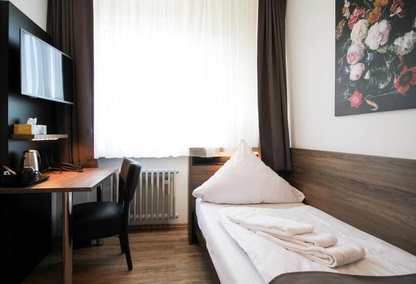 标准单人间, Center Hotel Essen