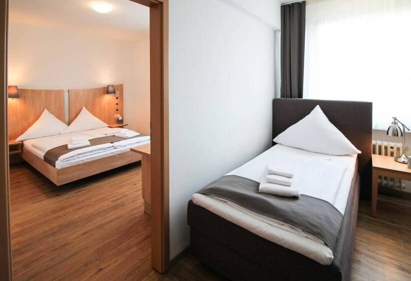 标准三人间, Center Hotel Essen