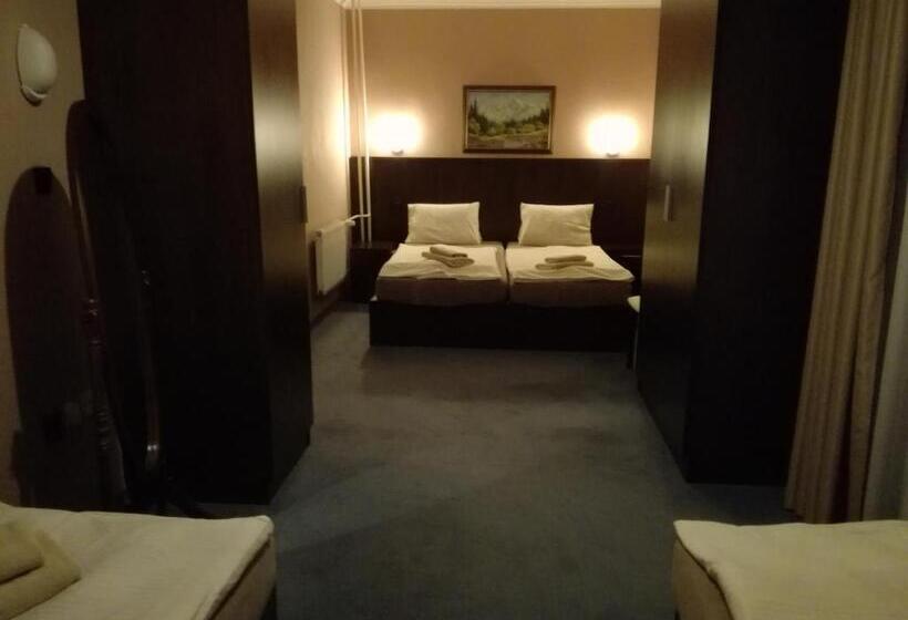 جناح, Garni Hotel Anne Mary