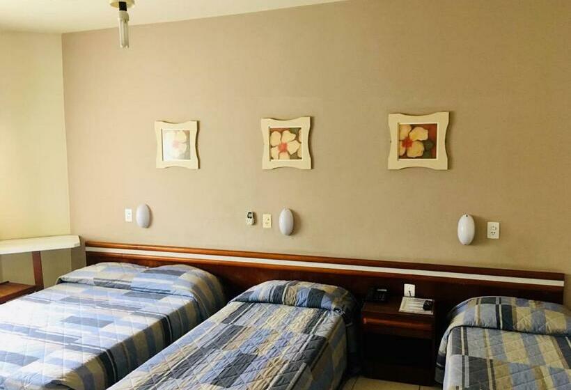 غرفة قياسية رباعية, Cambirela