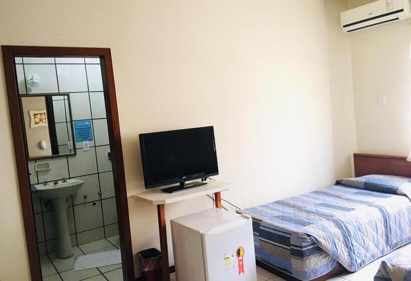 غرفة قياسية ثلاثية, Cambirela