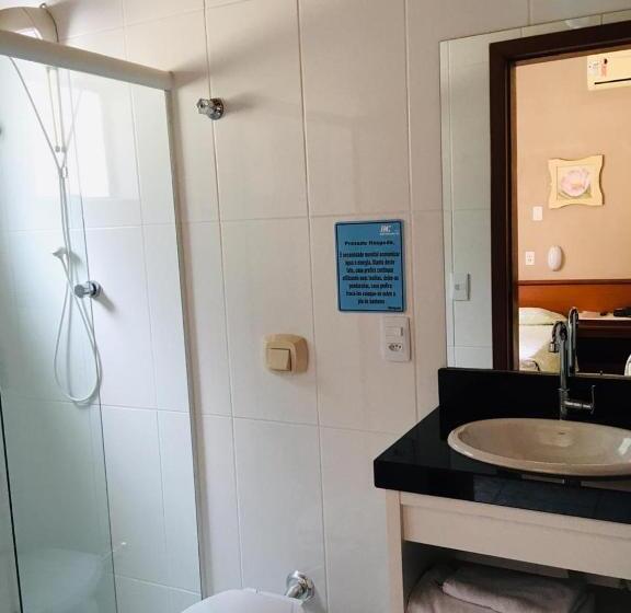 شقة غرفة واحدة, Cambirela