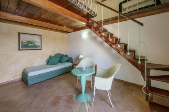 标准间, La Corricella