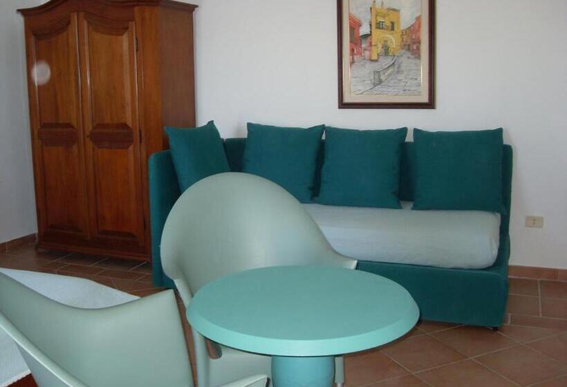 标准间, La Corricella