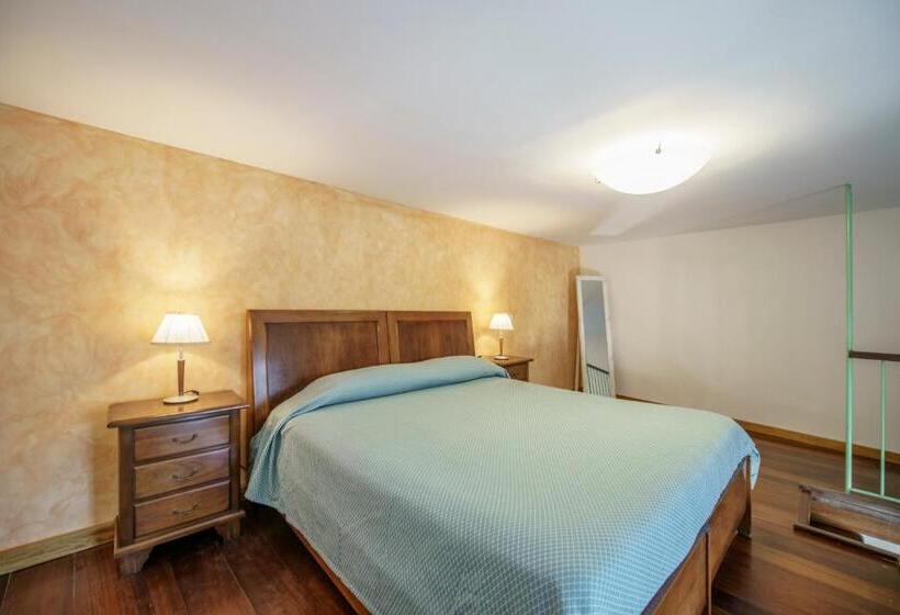 标准三人间, La Corricella