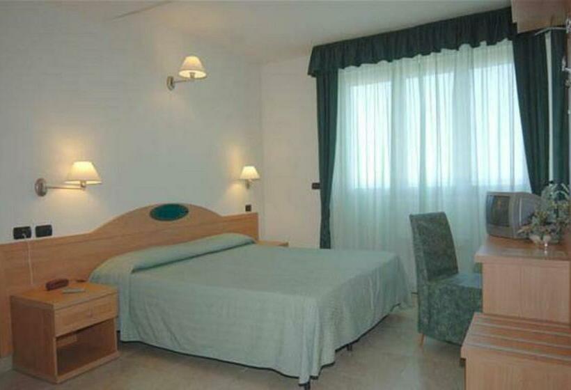 חדר סטנדרט, Ristorante Paradiso