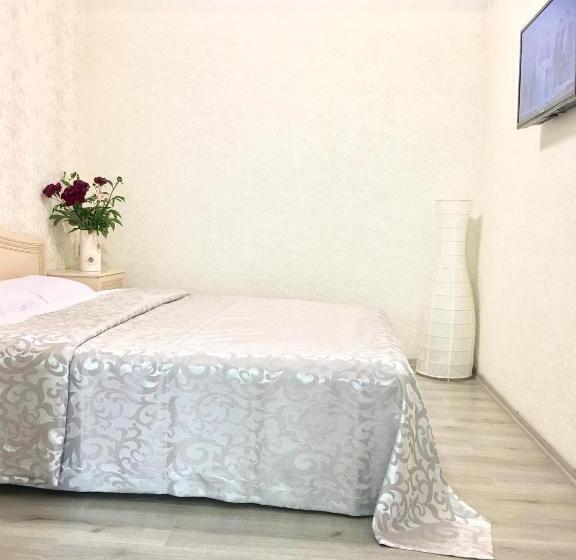 اتاق راحتی سه تخته, Vilari Odessa