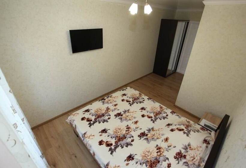 اتاق راحتی, Vilari Odessa