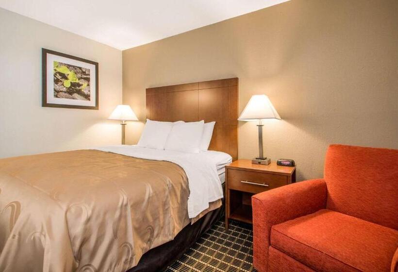Номер Стандарт, Quality Inn Madison West Near University Area