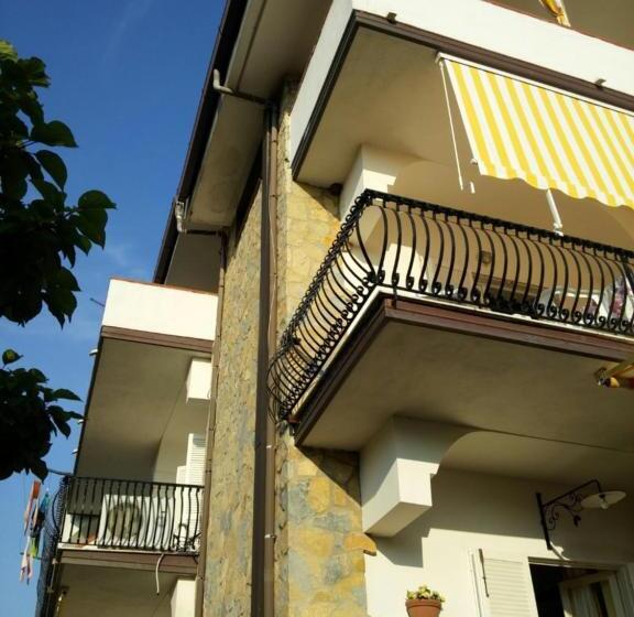 Апартаменты 2 Спальни, Villa Melina B&b