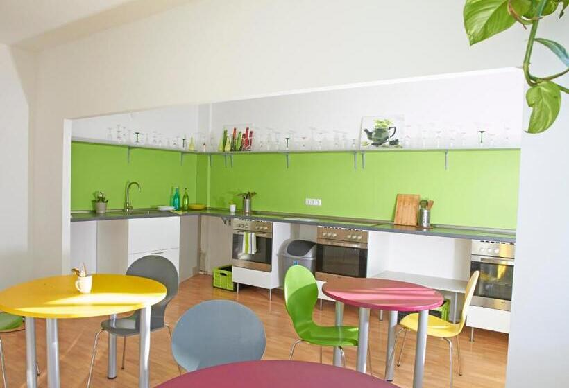 带共用浴室的标准房间, Pm Rooms Hostel