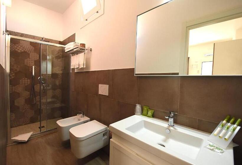 Номер Комфорт, Aras Hotel Boutique