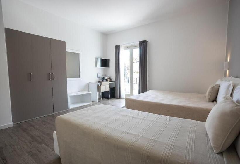 Номер Deluxe Вид на Город, Aras Hotel Boutique