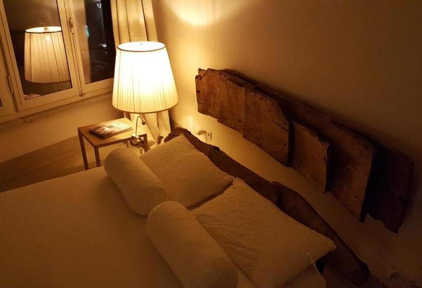 اتاق لوکس, B&b A Piazza Del Gesù