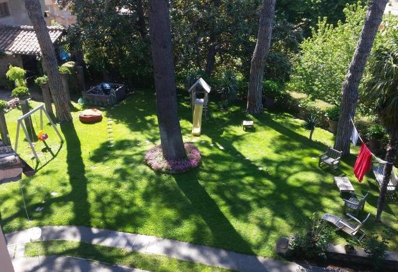 اتاق استاندارد با چشمانداز باغ, B&b A Piazza Del Gesù