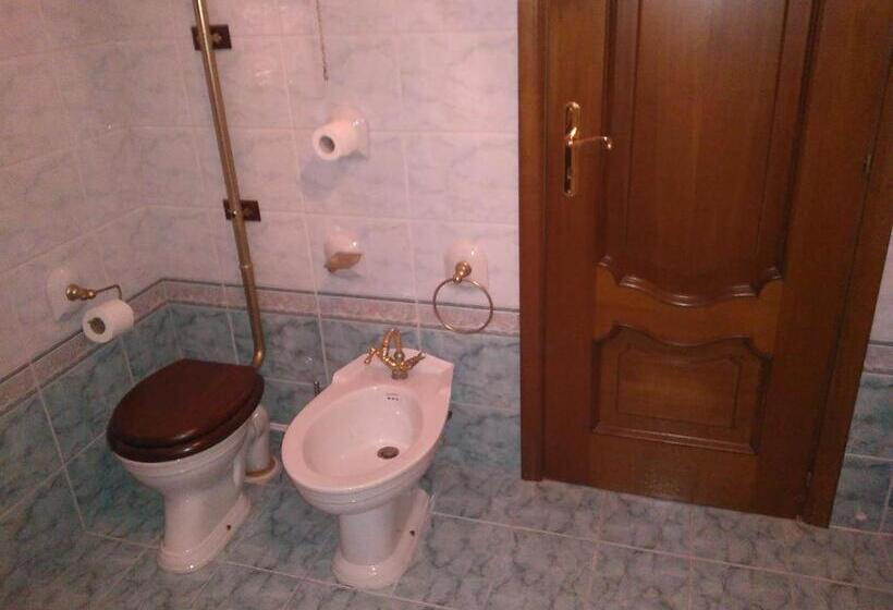 חדר סטנדרט עם מיטת קינג, B&b Villa Giovanni