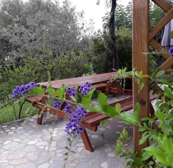 Standard room with outdoor bath, I Girasoli