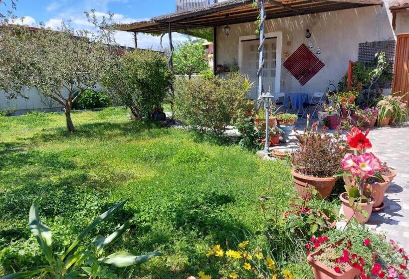 Standard room with outdoor bath, I Girasoli