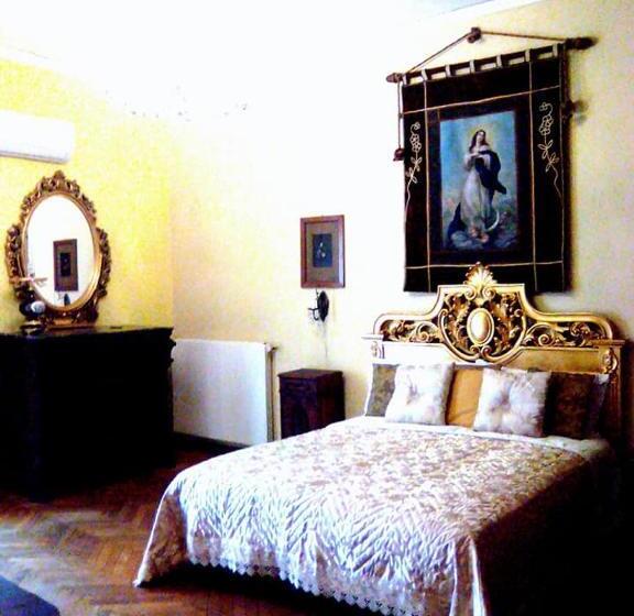 اتاق لوکس, Napoli Retro