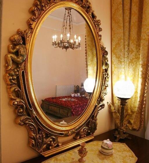 اتاق لوکس, Napoli Retro