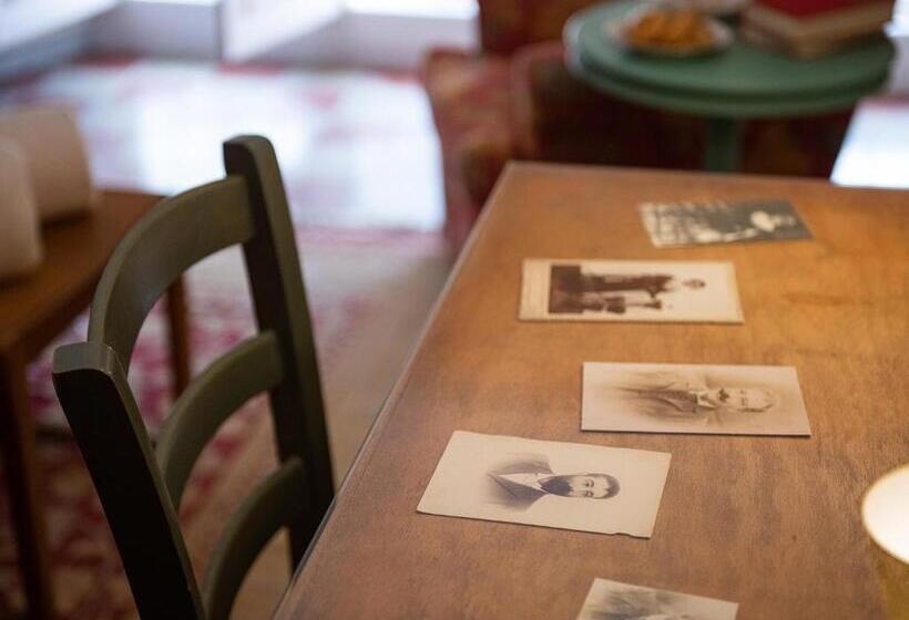 חדר אקונומי, Palazzo Santa Caterina