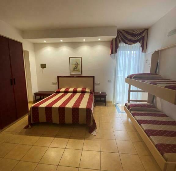 اتاق سوپریور چهار تخته, Casa Major Hotel & Appartamenti Cervia